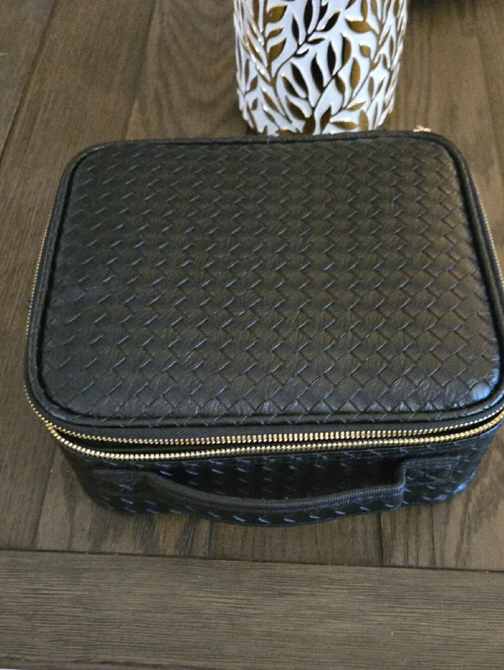 Women's Travel Make-Up Case with Gold Zippers and Mirror, NWOT